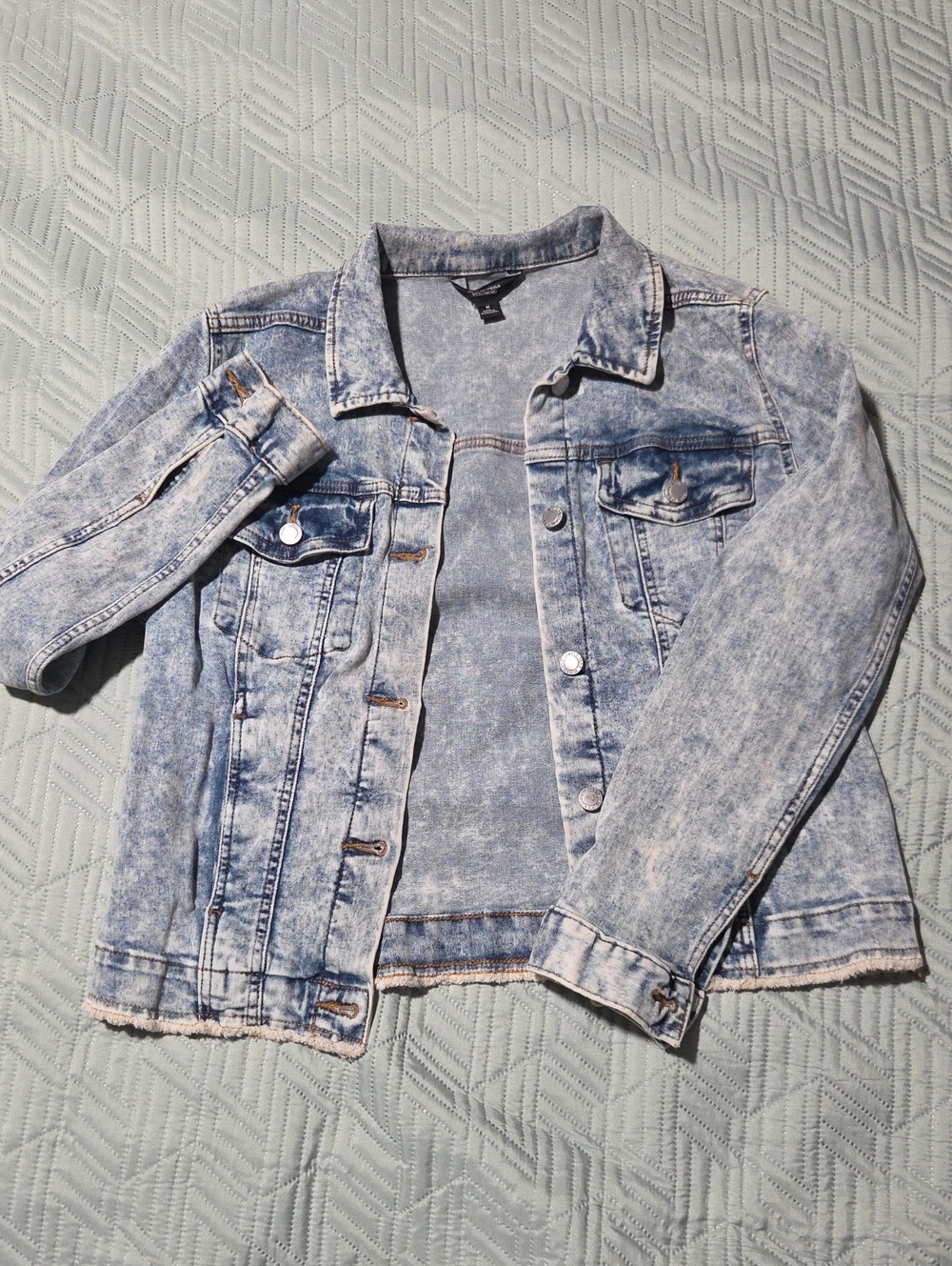 Simply Vera Vera Wang Light Acid-Wash Blue Jean Jacket